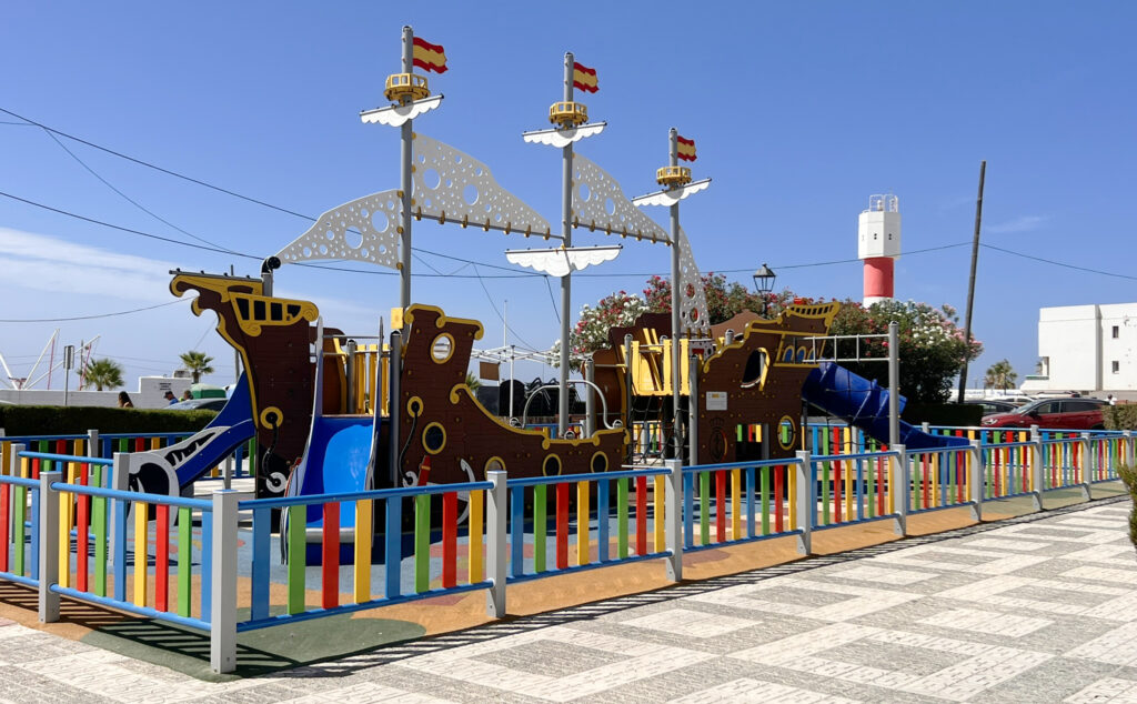 Parque infantil en Barbate