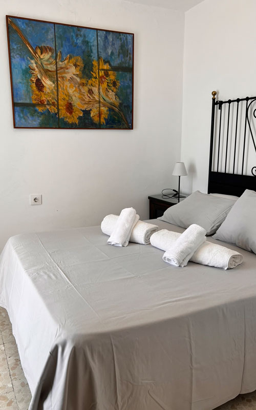 Habitación Hostal Trafalgar Barbate - alojamiento económico en Cádiz